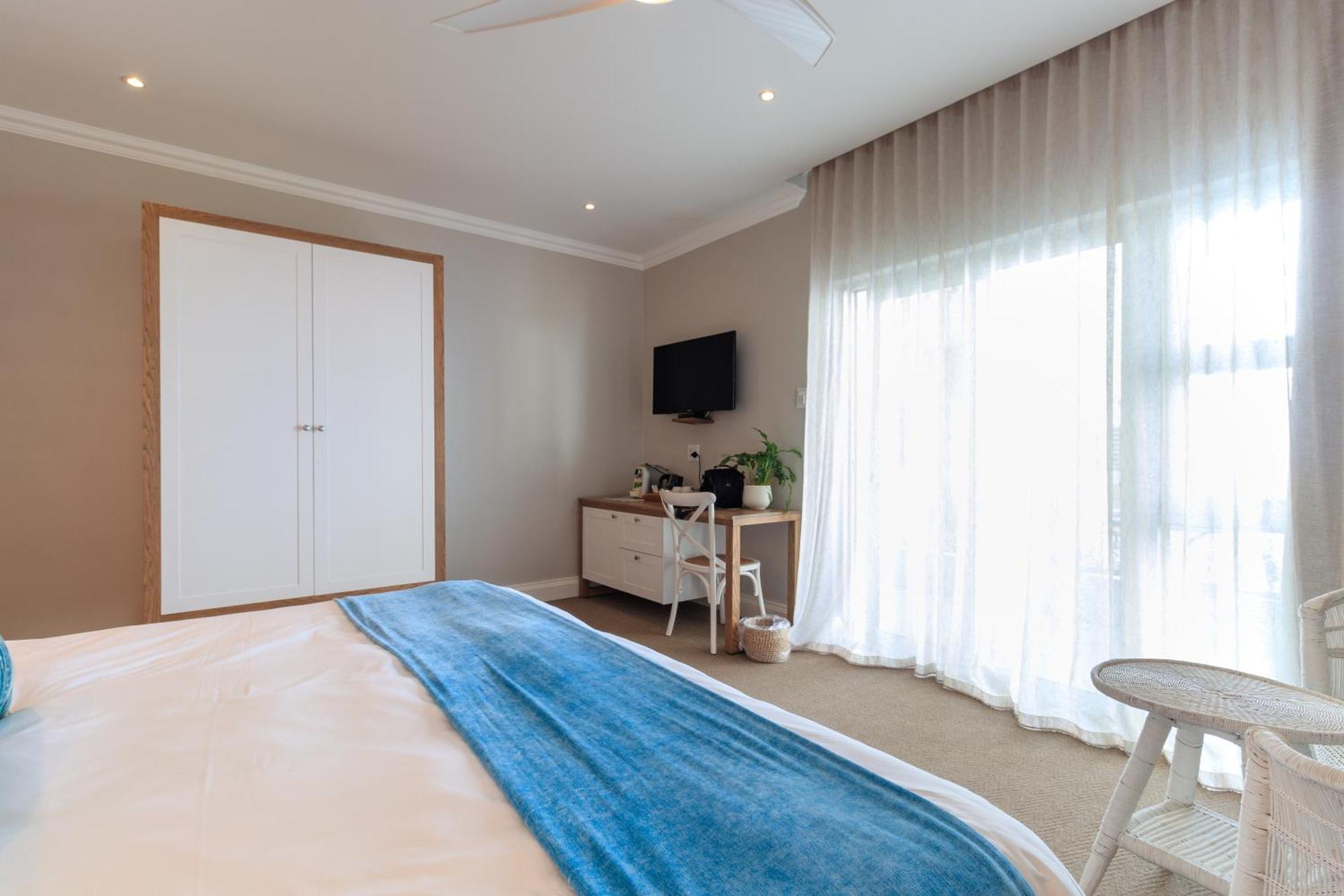 Morgan Bay Hotel Szoba fotó